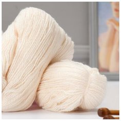 Пряжа 100% акрил 820-850м/250-280гр (26 Слоновая кость) нет бренда