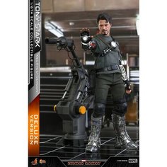 Фигурка Тони Старк "Тест Костюма" Deluxe от Hot Toys