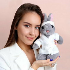 Мягкая игрушка Зайка в халатике Milo Toys