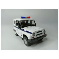 Коллекционная машинка игрушка металлическая УАЗ-469 для мальчиков масштабная модель 1:24 белый Alexplay