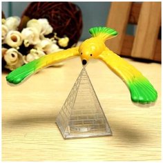 Балансирующая птица. Фокус и магия. Сувенир - птичка со смещенным центром тяжести. Детская игрушка антистресс. Подарок на новый год Нет бренда