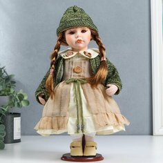 Кукла коллекционная керамика "Василиса в бежевом платье, зелёном жакете" 30 см Нет бренда