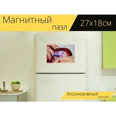 Магнитный пазл "Маникюр, дизайн ногтей, сушильное устройство" на холодильник 27 x 18 см. Lots Prints