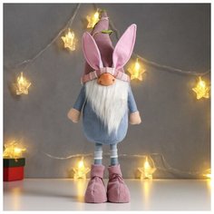 Кукла интерьерная "Дед Мороз в розово-голубом наряде, в колпаке с ушками" 48х10х13 см NO Name