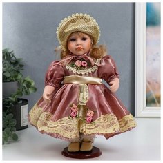 Кукла коллекционная керамика "Ася в розовом платье и чепчике" 30 см NO Name