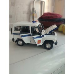 Полиция ДПС машинки уаз-3151 металлическая 1 : 24 нет
