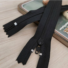 Застежка-молния витая, неразъемная, черная. Нейлон. YKK. Тип 3. Длина 25 см. 1 бегунок