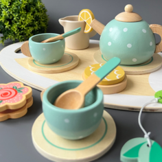 Сюжетно-ролевой деревянный набор игрушечной посуды "Чаепитие с друзьями" Нет бренда