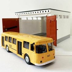 Гаражный бокс для автобуса (распашные ворота, металлическая модель автобуса) Форма