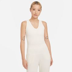 Женская майка Yoga Luxe Ribbed Strappy Training Top Nike