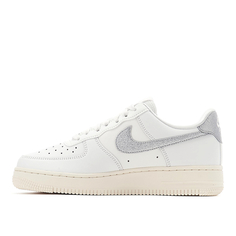 Женские кроссовки Nike Air Force 1 07