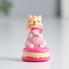 Фигурка полистоун No Brand