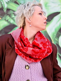 Снуд женский Venera 9200235 красный 31х180 см