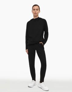 Спортивные брюки женские Gloria Jeans GRT000186 черные XL/170 (52-54)