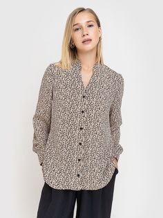 Блуза женская AM One 7661/0 бежевая 50 RU