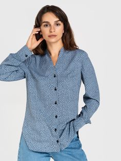 Блуза женская AM One 7661/3 голубая 46 RU