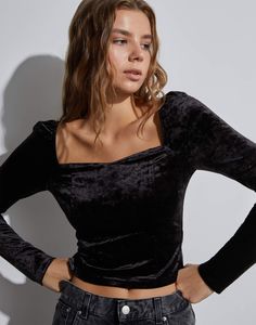 Блуза женская Gloria Jeans GWT003278 черная L (48-50)