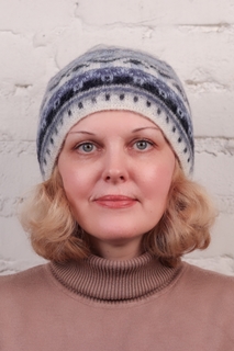 Шапка бини женская Freyja 182 белая/синяя, one size