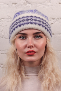 Шапка женская Freyja 282 белая/сиреневая, one size