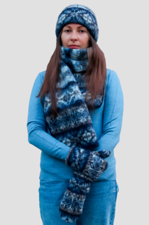Комплект шапка, шарф и варежки женский Freyja 08197 небесный, 179х23 см