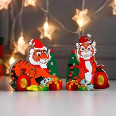 Сувенир дерево световой "Тигр в новогоднем колпаке у ёлочки" МИКС 12х3,2х12,5 см No Brand