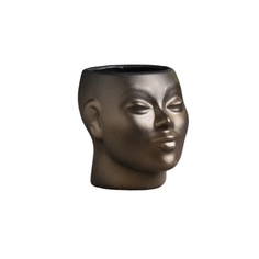 Фигурное кашпо "Голова девушки" черно-золотое, 16х14х16см Хорошие сувениры