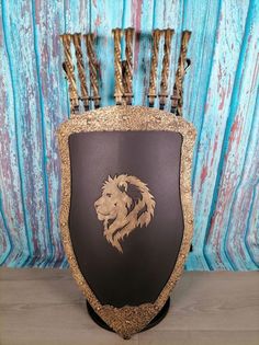 Каминный набор Щит-подставка Лев на 8 шампуров Арарат Shampurs