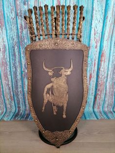 Каминный набор Щит-подставка Бык на 10 шампуров Монблан Shampurs