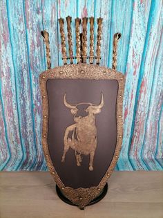 Каминный набор Щит-подставка Бык на 6 шампуров Монблан Shampurs