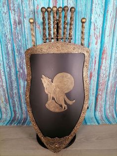 Каминный набор Щит-подставка Волк на 6 шампуров Бештау Shampurs