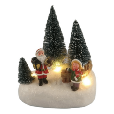 Фигурка новогодняя Дед Мороз с елочкой и девочкой 12 х 10 см No Brand