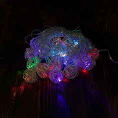 Световая гирлянда новогодняя LED с клубочками серебро 9389 4 м разноцветный