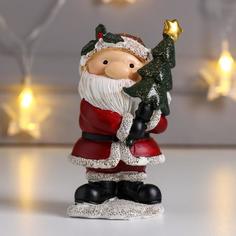 Новогодний сувенир NoBrand 6343757 Дед Мороз в красной шубе, с ёлочкой 10,5х5,5х7 см