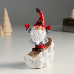 Новогодний сувенир NoBrand 9494168 Дед Мороз колпак на глазах, на сноуборде 9х5,5х14,8 см