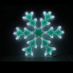 Новогодняя гирлянда - Снежинка с зелёным рисунком Merry Christmas 16585-1, 40 см белый