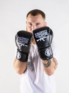 Боксерские перчатки Hardcore Training AK MF 14 oz