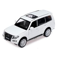 Машинка КНР Mitsubishi Pajero, открываются двери, капот, багажник, белый 278596