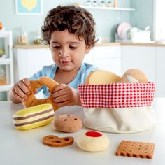 Игровой набор Корзина хлеба Hape E3168_HP