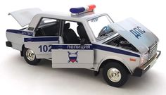 Коллекционная машинка металлическая Lada 2107 1:24 No Brand