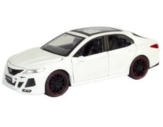 Машинка Toyota Camry 1:24 белая инерционная, свет, звук, все открывается Nano Shop