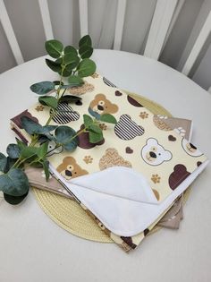 Набор пеленок непромокаемых Мишки с лапками 2шт 70*100см No Brand