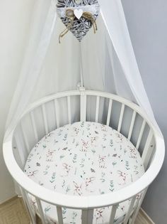 Простынь на резинке на матрас "Зайчики" d75 No Brand