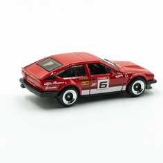 Машинка Hot Wheels Retro Racers Alfa Romeo GTV6 3.0, HKG48-N521