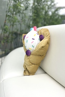 Мягкая подушка игрушка - антистресс LidisGenekls Вафля Гонконгская, песочный