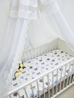 Простынь на резинке на матрас "Мишки индейцы" 120*60см No Brand