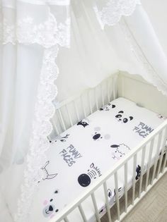 Простынь на резинке на матрас "Мордочки коалы,овечки,оленя" 120*60см No Brand