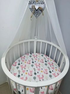 Простынь на резинке на матрас "Розовые лисички с деревьями" d75 No Brand