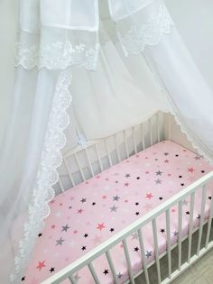 Простынь на резинке на матрас Разноцветные звезды на розовом бязь 120*60см No Brand