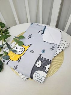 Набор пеленок непромокаемых Совы на сером 2шт 70*100см No Brand