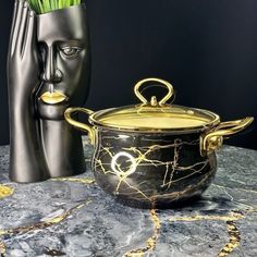Кастрюля эмалированная с крышкой Lenardi Черный мрамор 2,2л 776-056